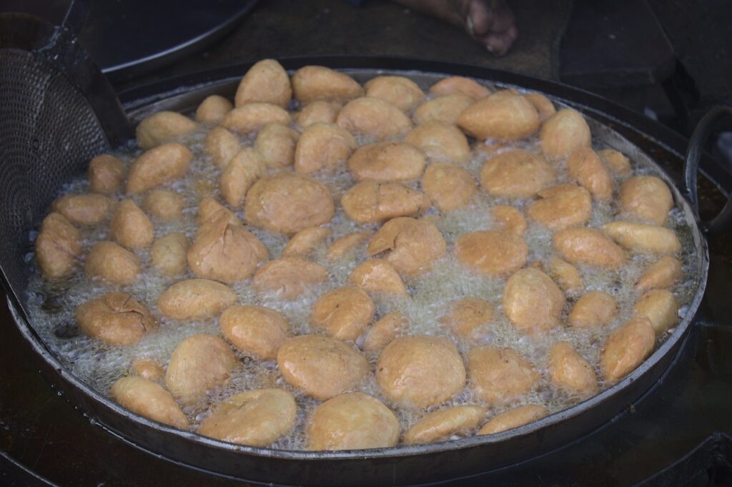 Pyaaz Kachori